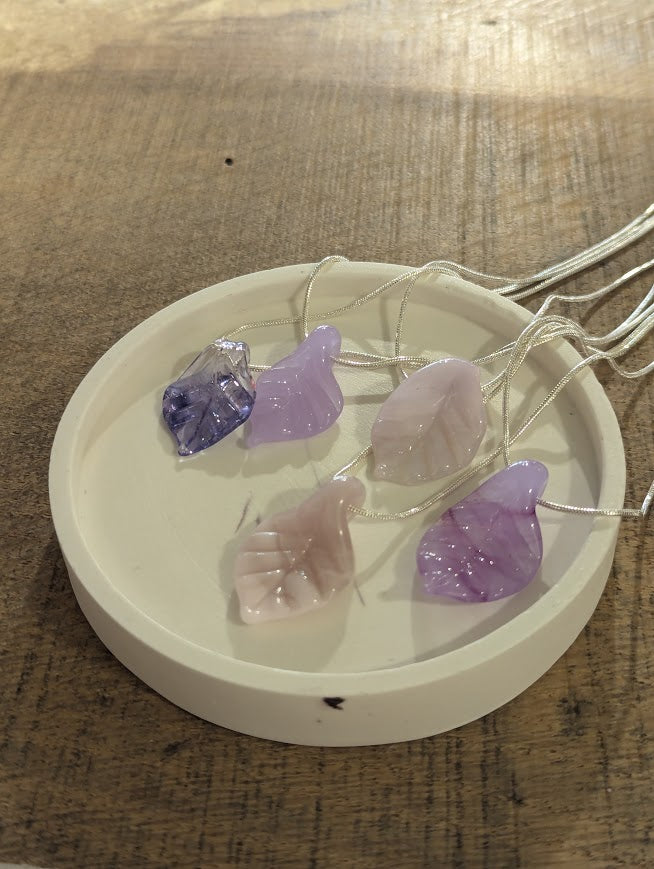 Leaf pendant
